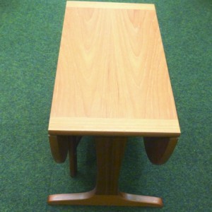 nathan-gateleg-table